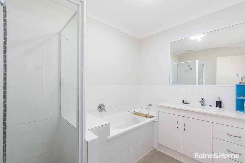 Photo - 22 Santana Road, Coomera QLD 4209 - Image 12