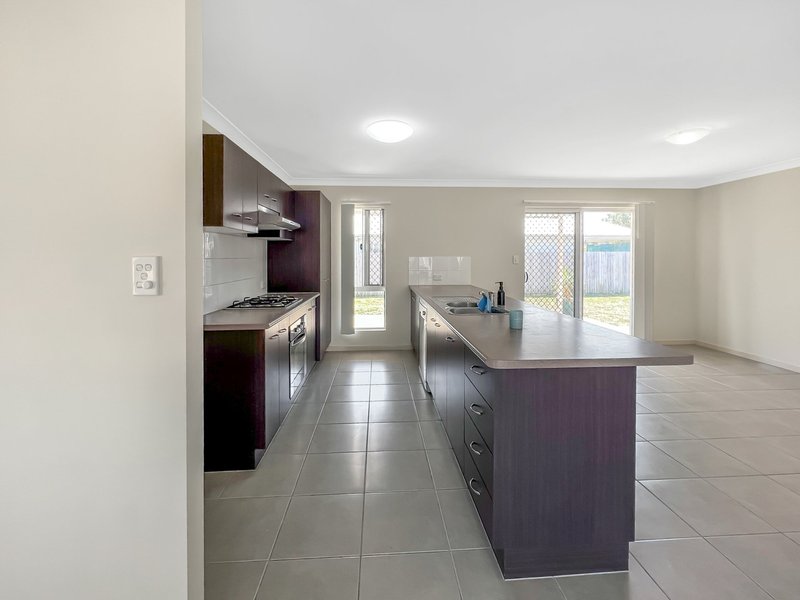 Photo - 22 Sapphire Crescent, Bowen QLD 4805 - Image 12