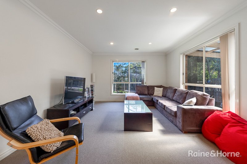 Photo - 22 Sassafras Drive, Sunbury VIC 3429 - Image 5