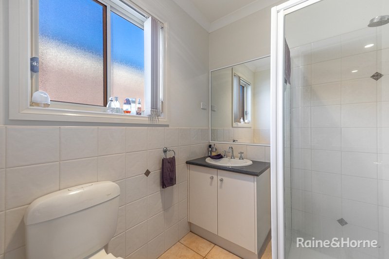 Photo - 22 Sassafras Drive, Sunbury VIC 3429 - Image 8