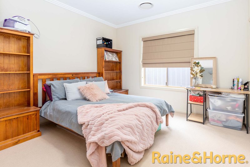 Photo - 22 Savoy Place, Dubbo NSW 2830 - Image 10