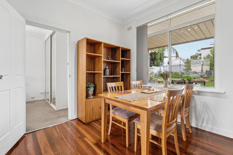 Photo - 22 Seacombe Road, Darlington SA 5047 - Image 7