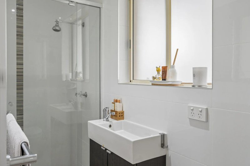 Photo - 22 Seacombe Road, Darlington SA 5047 - Image 14