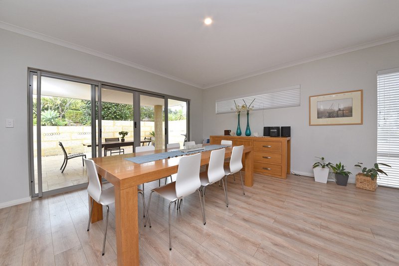 Photo - 22 Seagrass Street, Yanchep WA 6035 - Image 18