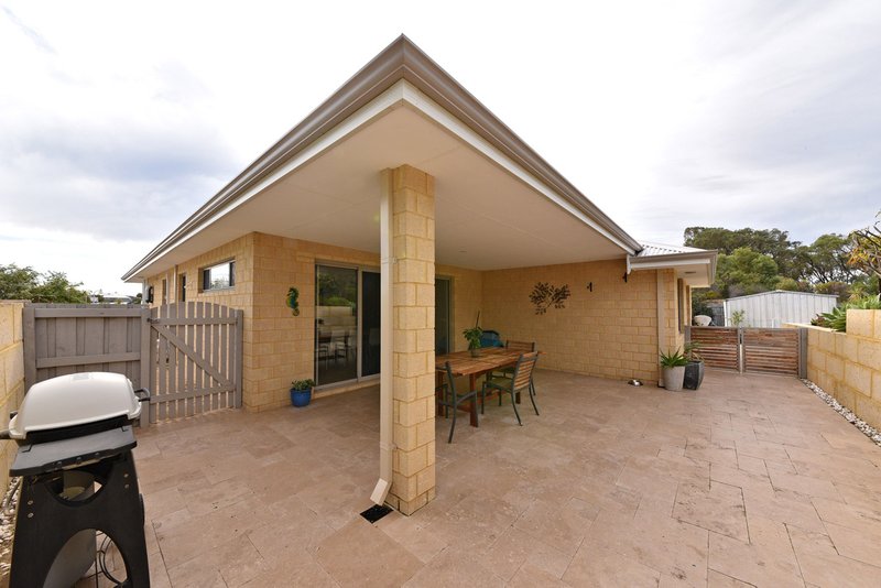 Photo - 22 Seagrass Street, Yanchep WA 6035 - Image 25