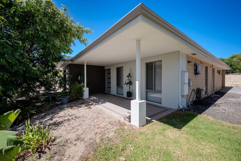 Photo - 22 Seagrass Street, Yanchep WA 6035 - Image 2