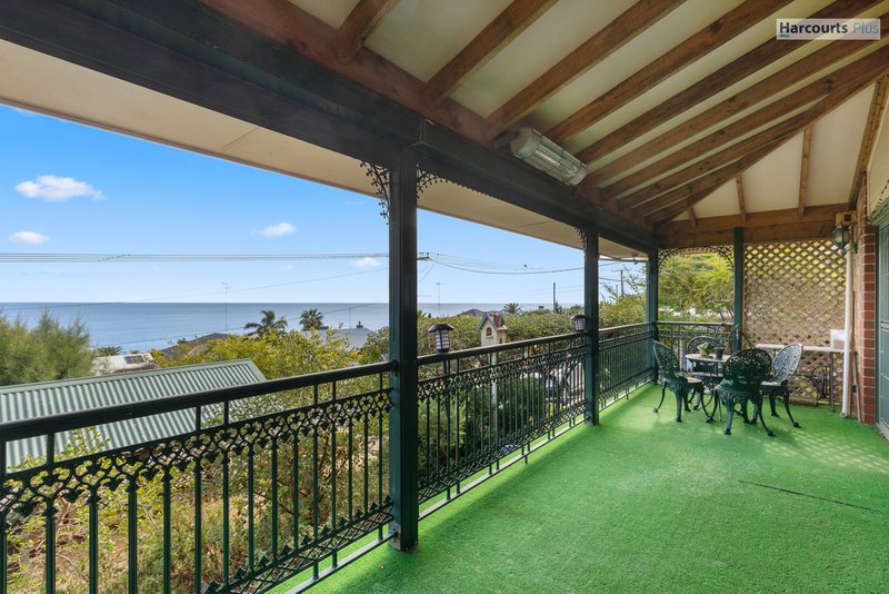 22 Seaview Avenue, Hallett Cove SA 5158