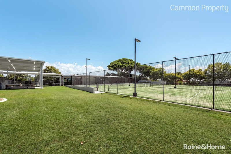 Photo - 22 Seawind Road, Coomera Waters QLD 4209 - Image 23