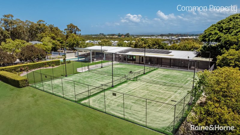 Photo - 22 Seawind Road, Coomera Waters QLD 4209 - Image 27