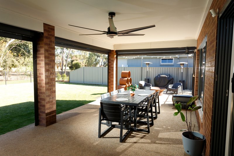 Photo - 22 Seminole Way, Tatura VIC 3616 - Image 18