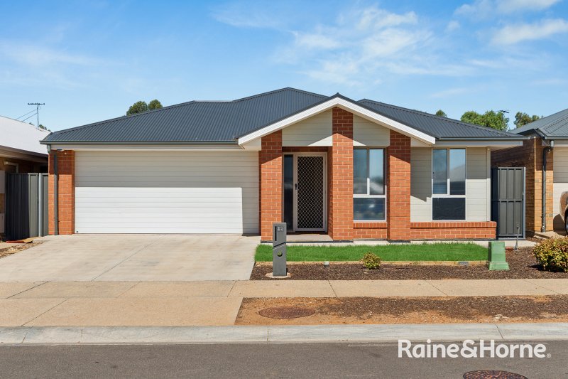 Photo - 22 Senna Avenue, Andrews Farm SA 5114 - Image 1
