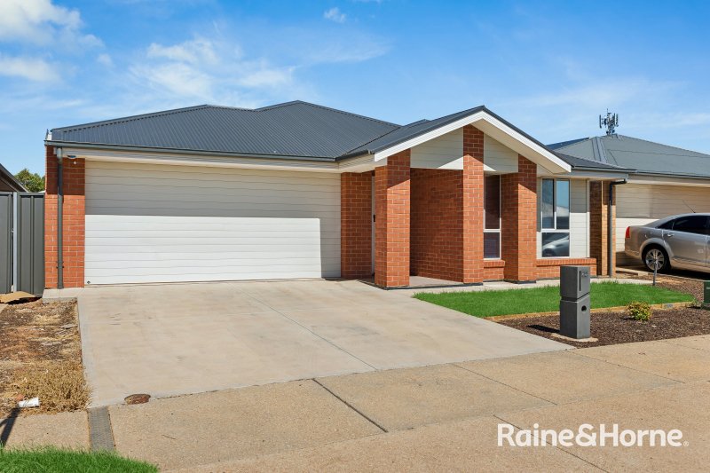 Photo - 22 Senna Avenue, Andrews Farm SA 5114 - Image 3