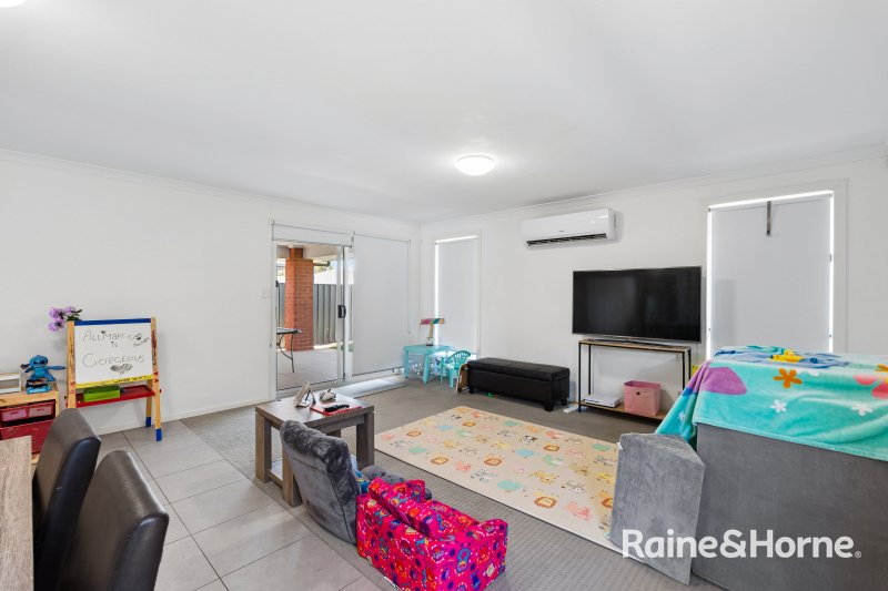 Photo - 22 Senna Avenue, Andrews Farm SA 5114 - Image 7