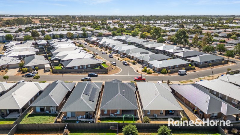 Photo - 22 Senna Avenue, Andrews Farm SA 5114 - Image 17