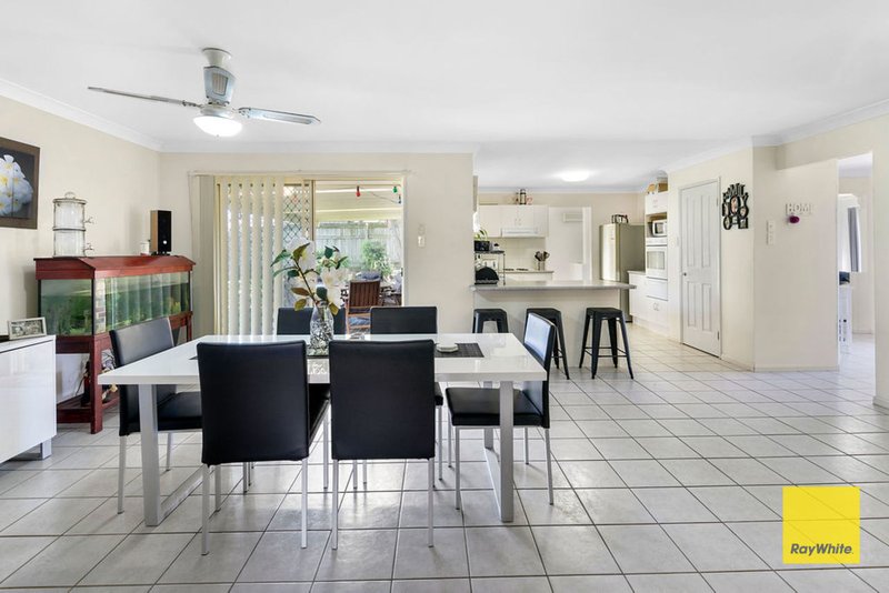 Photo - 22 Serena Court, Birkdale QLD 4159 - Image 11