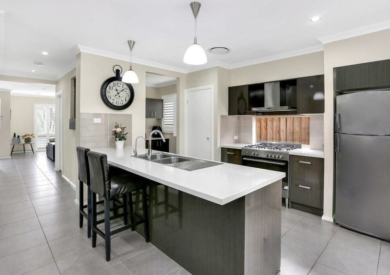 Photo - 22 Serpentine Avenue, North Kellyville NSW 2155 - Image 4