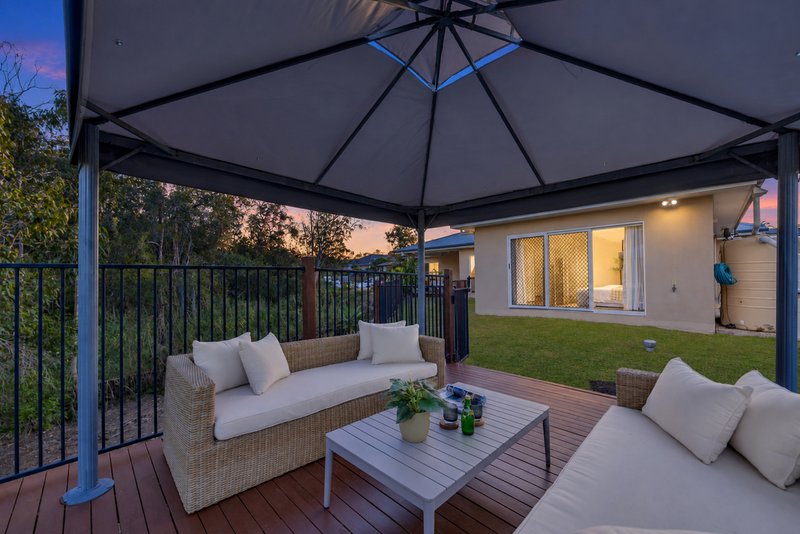 Photo - 22 Sevenhill Place, Doolandella QLD 4077 - Image 7