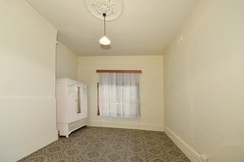 Photo - 22 Sheffield Street, Coburg VIC 3058 - Image 6