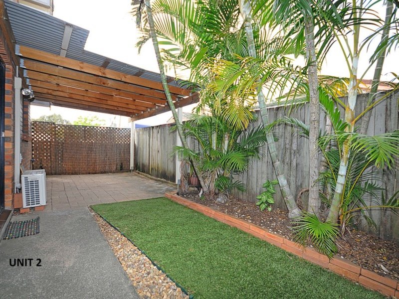 Photo - 22 Shillito Street, Southport QLD 4215 - Image 8