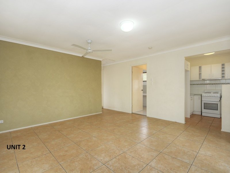 Photo - 22 Shillito Street, Southport QLD 4215 - Image 10