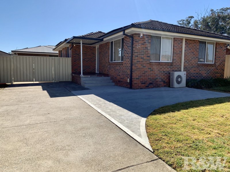 Photo - 22 Shinnick Drive, Oakhurst NSW 2761 - Image 12