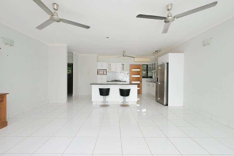 Photo - 2/2 Shoal Court, Leanyer NT 0812 - Image 3