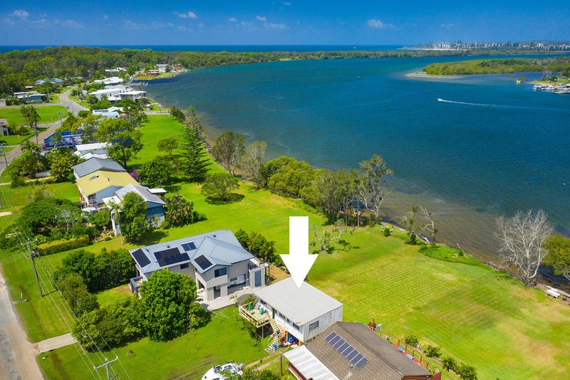 Photo - 22 Shoreline Drive, Port Macquarie NSW 2444 - Image 3