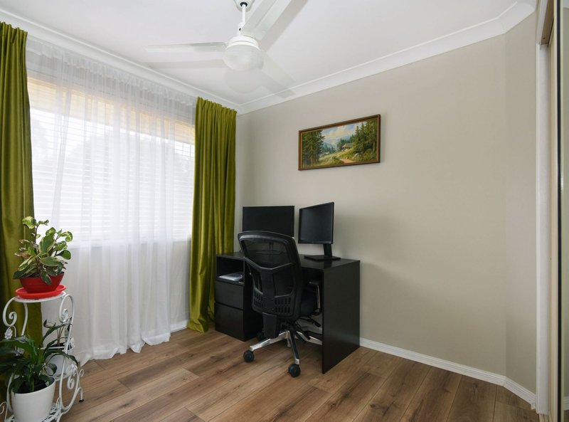 Photo - 22 Silky Oak Drive, Glenvale QLD 4350 - Image 11