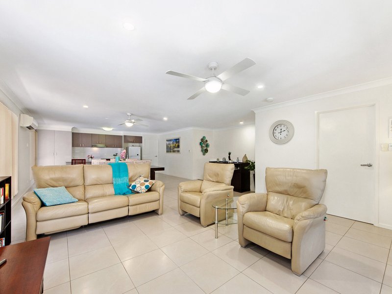 Photo - 22 Silver Gull Street, Coomera QLD 4209 - Image 6