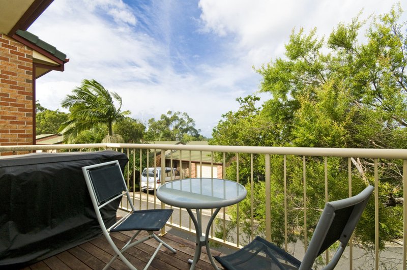 Photo - 2/2 Simpsons Road, Currumbin Waters QLD 4223 - Image 9