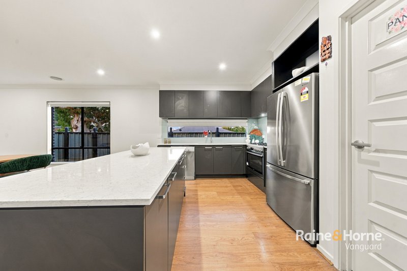 Photo - 22 Situation Way, Mernda VIC 3754 - Image 17