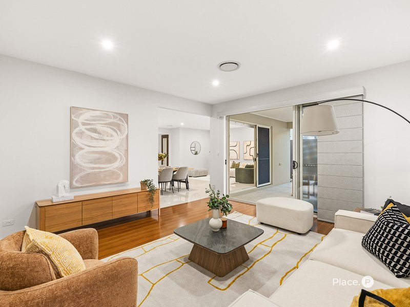Photo - 22 Skyview Avenue, Rochedale QLD 4123 - Image 4