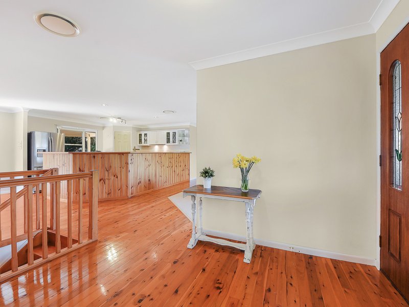 Photo - 22 Smallwood Court, Samford Valley QLD 4520 - Image 18