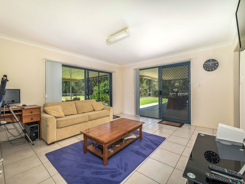 Photo - 22 Smedley Drive, Pomona QLD 4568 - Image 12