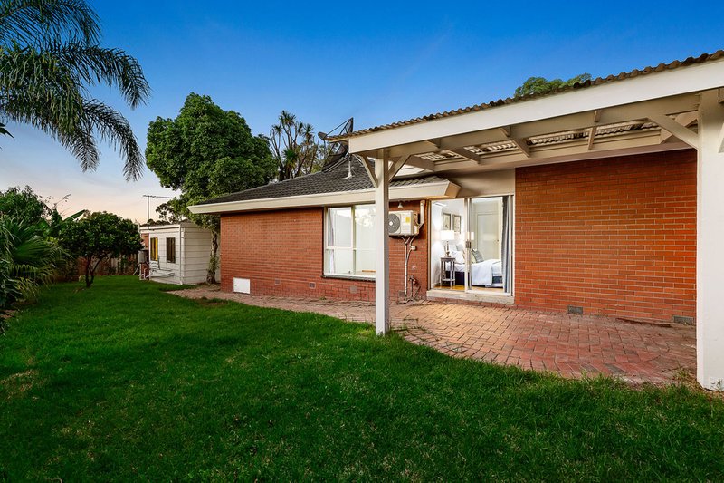 Photo - 22 Somerset Court, Blackburn South VIC 3130 - Image 10