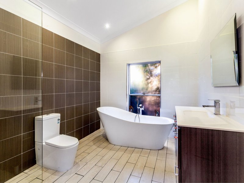 Photo - 22 Southview Ave , Stanwell Tops NSW 2508 - Image 5