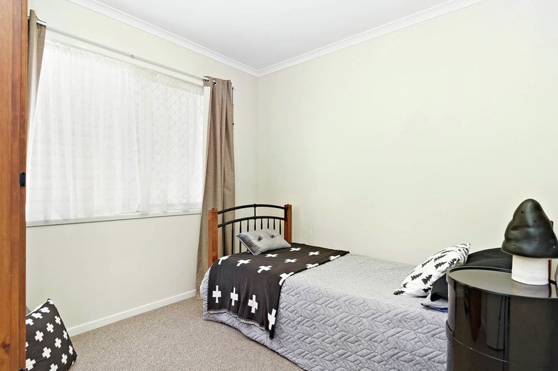 Photo - 22 Sportsground Street, Redcliffe QLD 4020 - Image 11