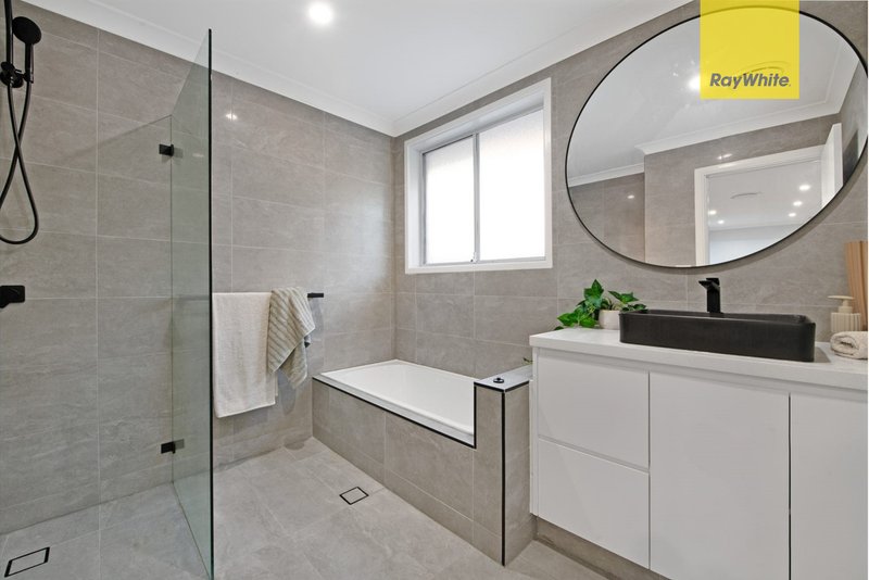 Photo - 22 Spring Road, Kellyville NSW 2155 - Image 8