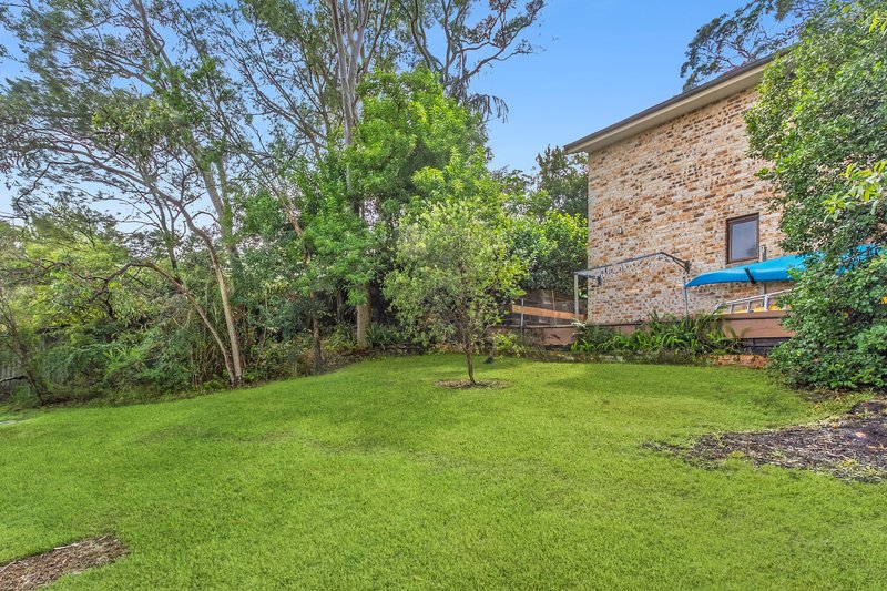 Photo - 22 Springvale Avenue, Frenchs Forest NSW 2086 - Image 2