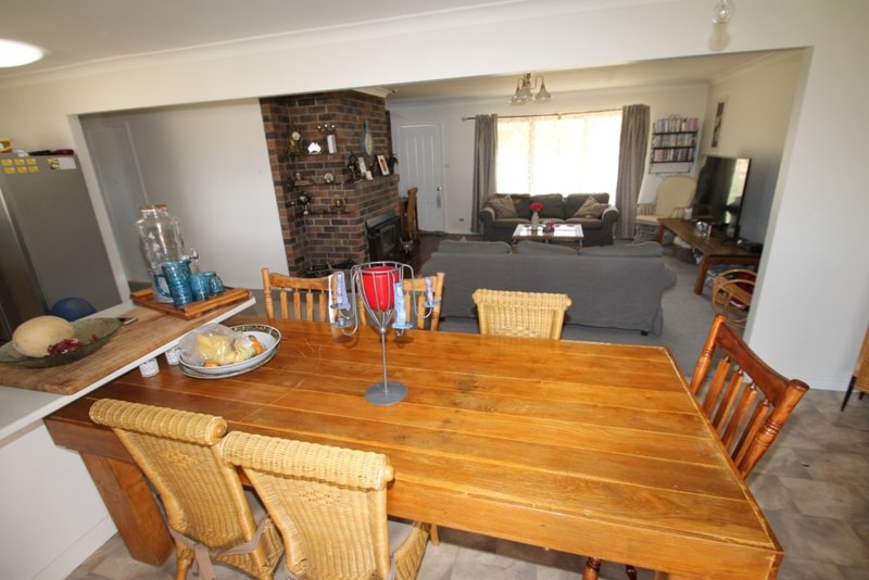 Photo - 22 Stanley Crescent, Quirindi NSW 2343 - Image 5