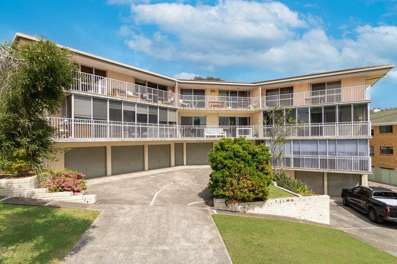 2/2 Stanley Street, Burleigh Heads QLD 4220