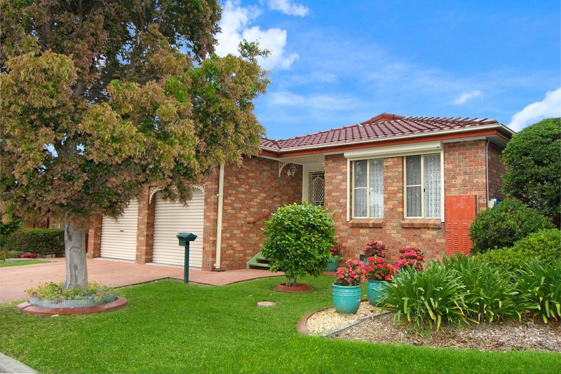 22 Stanthorpe Drive, Kanahooka NSW 2530