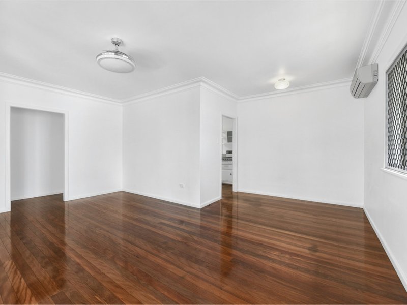 Photo - 22 Stellmach Street, Everton Park QLD 4053 - Image 5