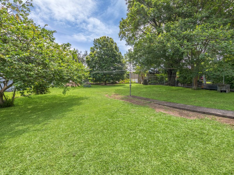 Photo - 22 Stellmach Street, Everton Park QLD 4053 - Image 13