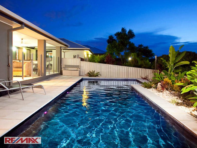 Photo - 22 Stonebrook Ct , Cashmere QLD 4500 - Image 2