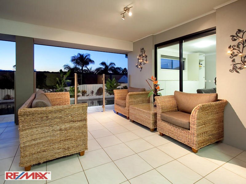 Photo - 22 Stonebrook Ct , Cashmere QLD 4500 - Image 15