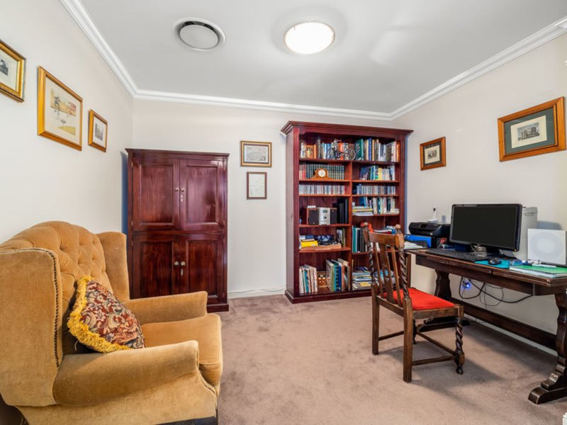 Photo - 22 Stonehaven Avenue, Kellyville Ridge NSW 2155 - Image 4