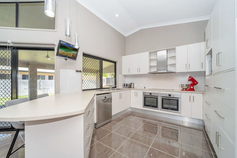 Photo - 22 Stoneville Circuit, Mount Louisa QLD 4814 - Image 5