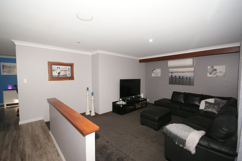 Photo - 22 Studzor Street, Warnbro WA 6169 - Image 5