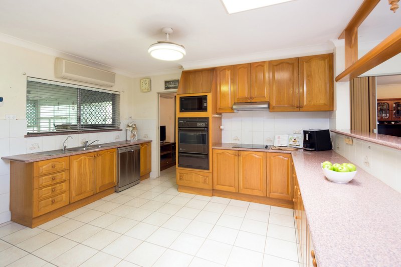 Photo - 22 Suelin Street, Boondall QLD 4034 - Image 3